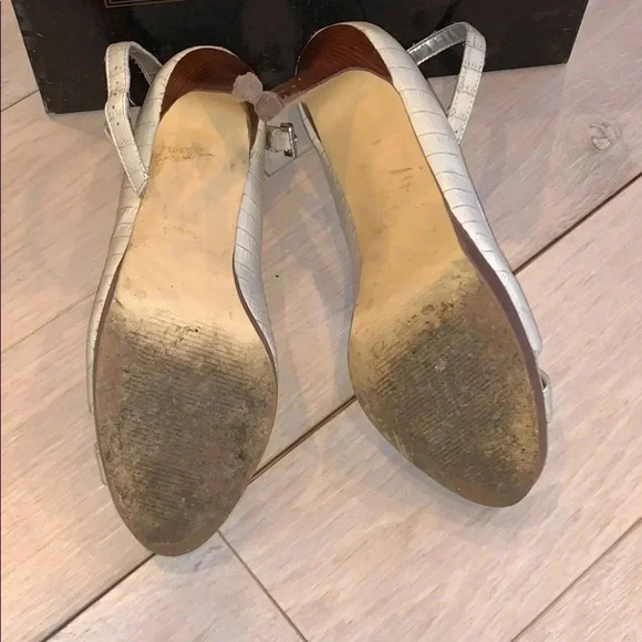 colin Stuart white croc stacked heels - Picture 4 of 4